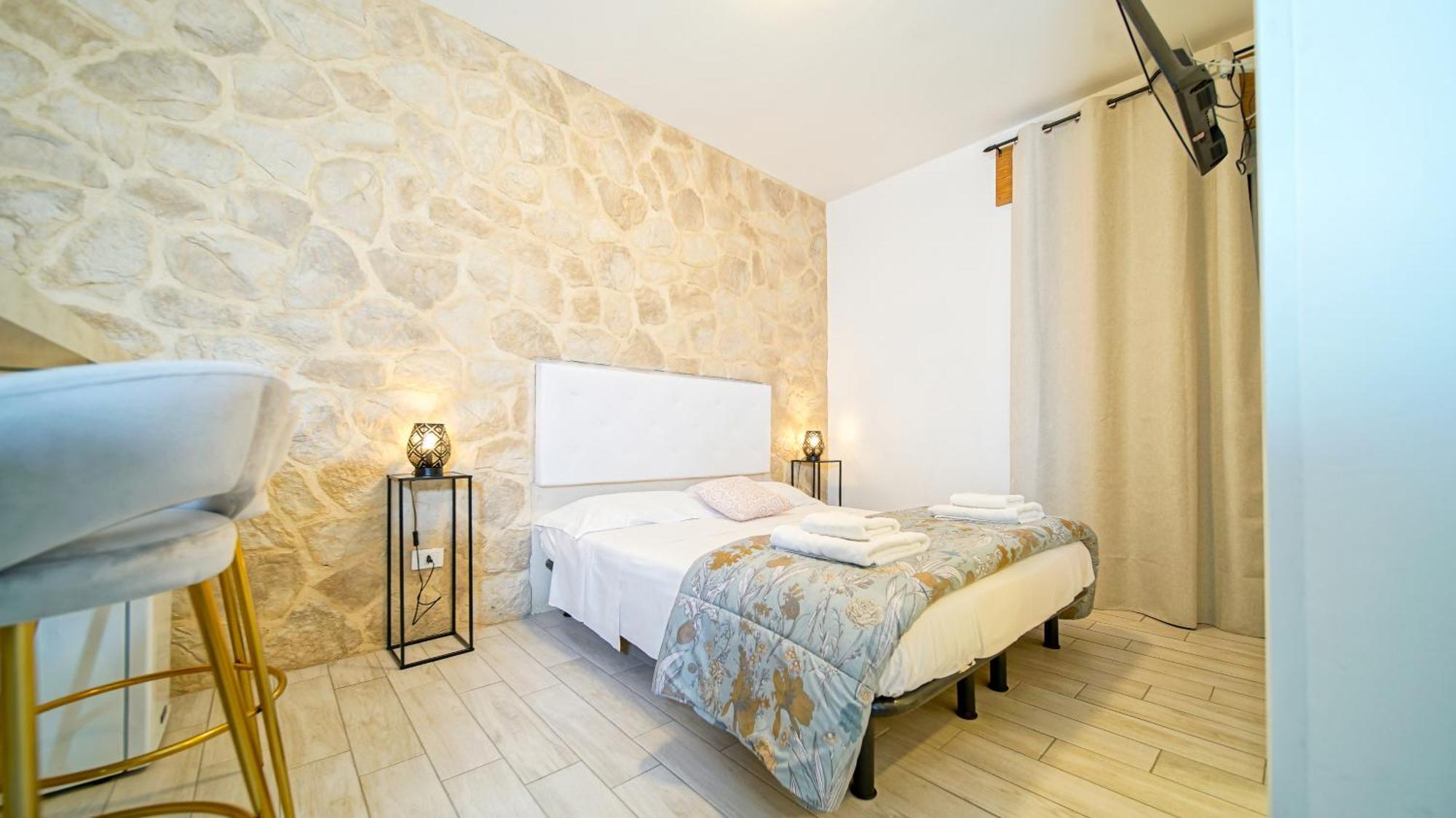 Langolo Di Laura Borgo Roma Destiny Home 3 Verona Exterior photo